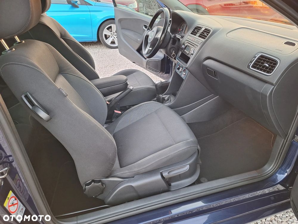 Volkswagen Polo 1.2 Comfortline - 22