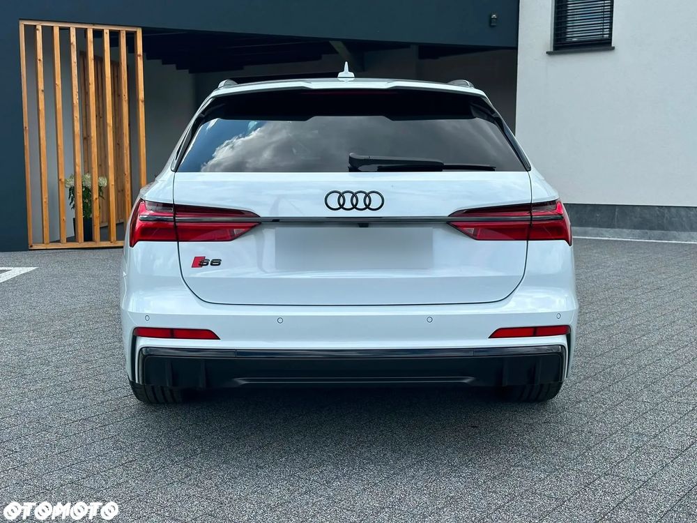 Audi S6 Avant - 8