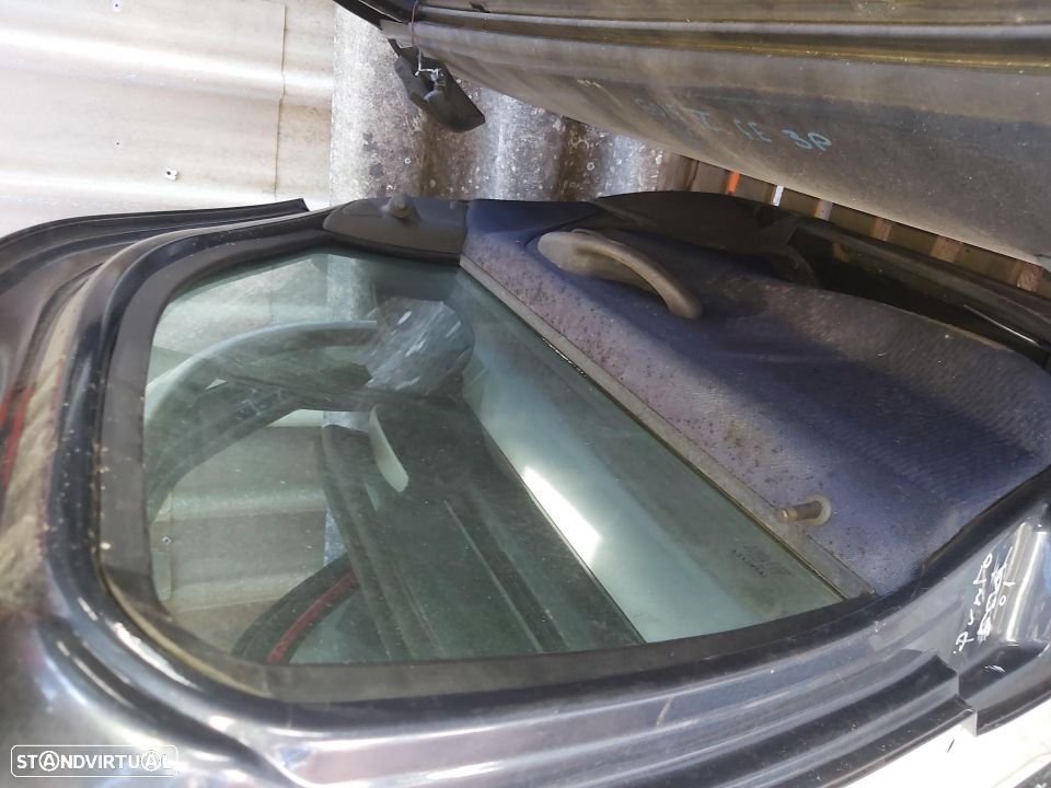 Porta Frente Esquerda Fiat Punto 2001 Completa - 1