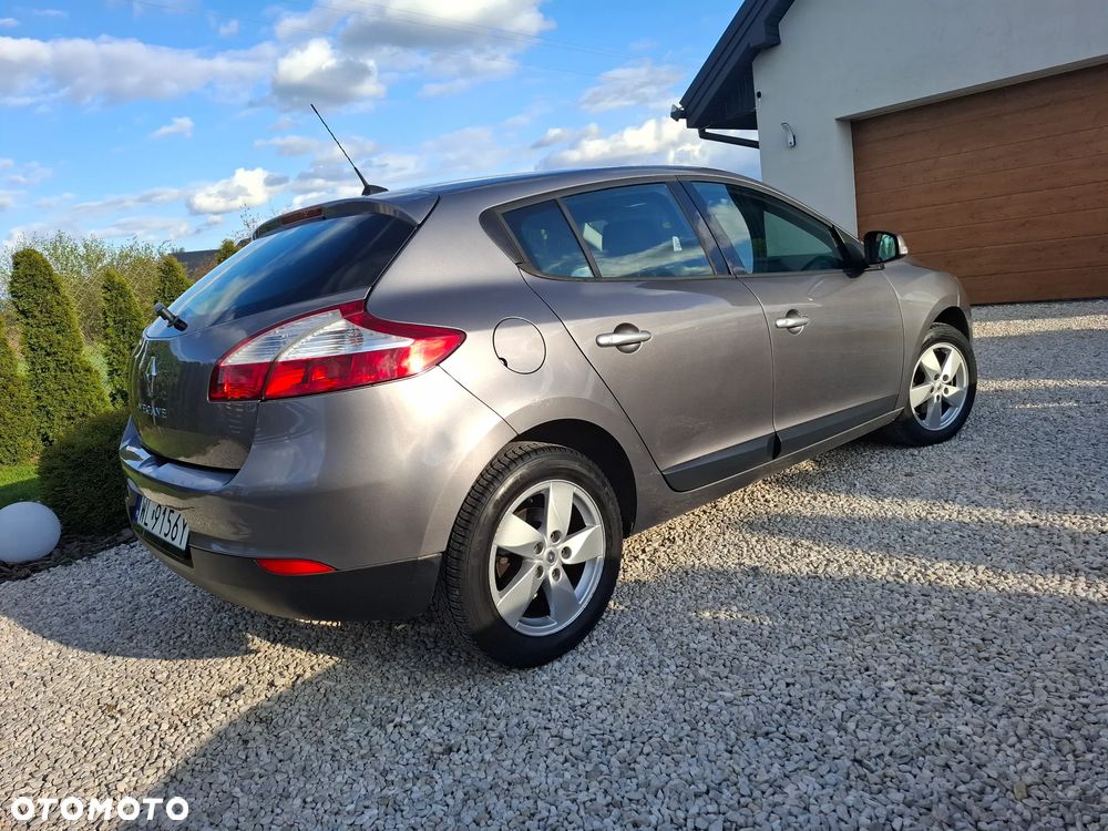 Renault Megane 1.6 16V Luxe Dynamique - 17