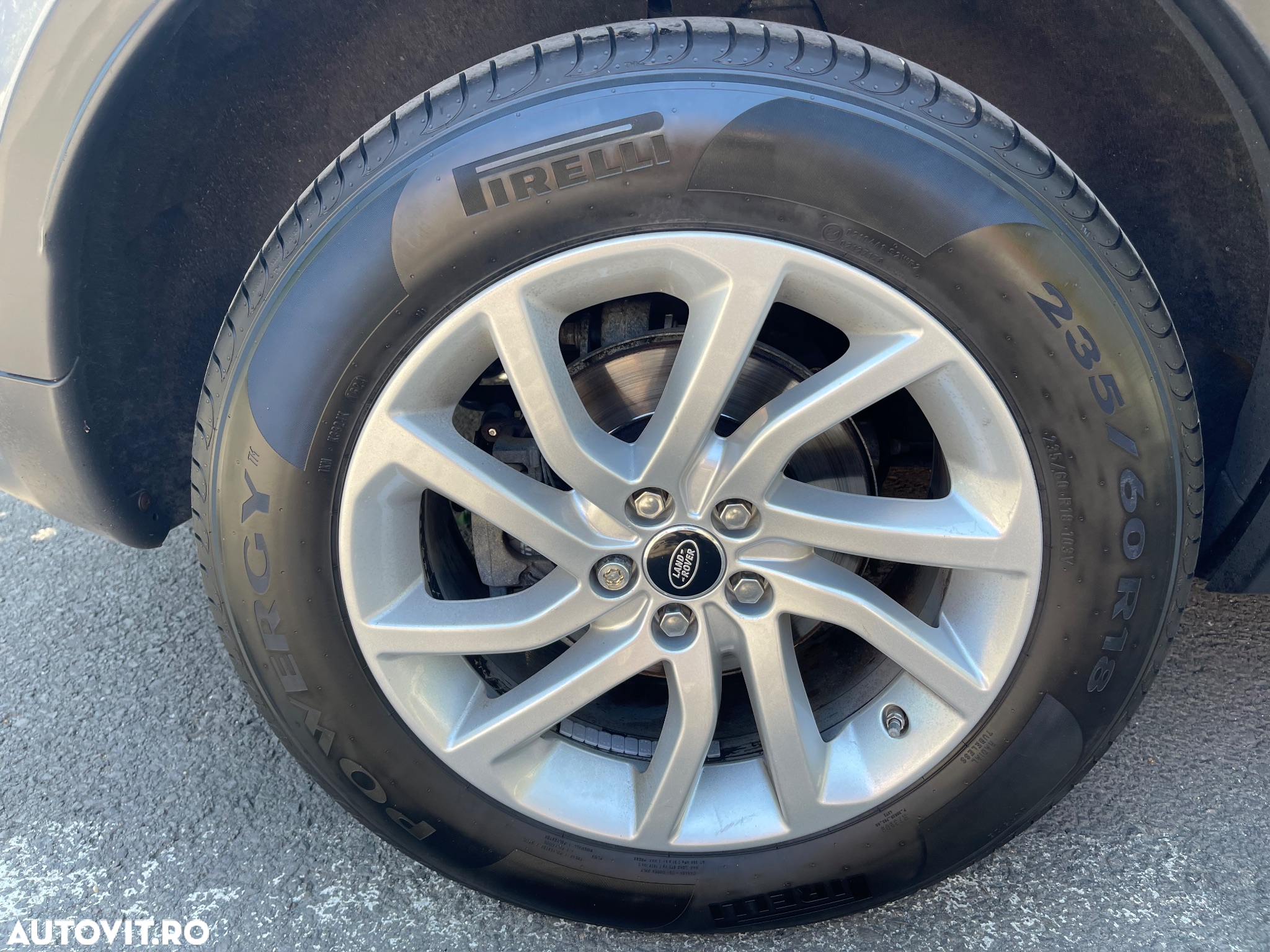 Land Rover Discovery Sport - 20
