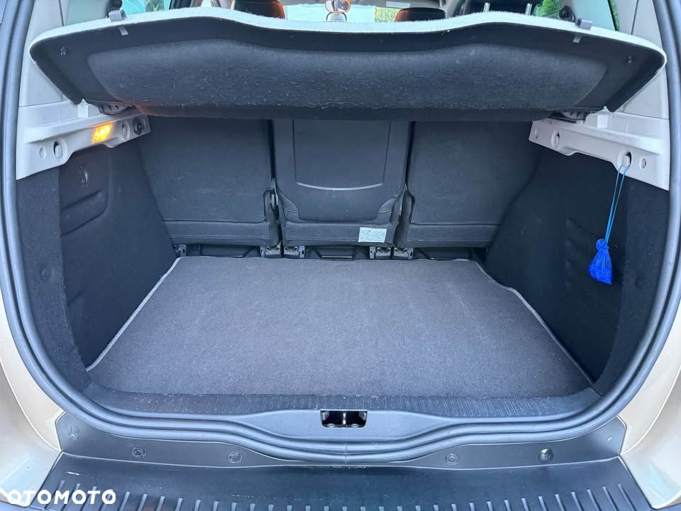 Renault Scenic 1.5 dCi Bose EDition - 14