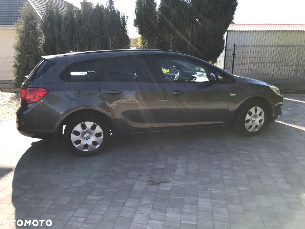 Opel Astra 1.4 Turbo Design Edition - 10