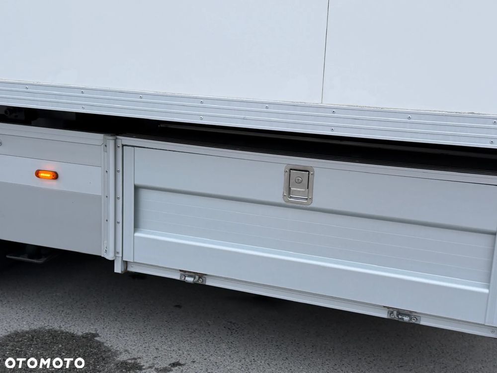 Renault D 7.5 // EKSPOZYCJA // SKLEP MOBILNY // ZABUDOWA WYSTAWOWA // SHOWROOM MOBILNY // - 25
