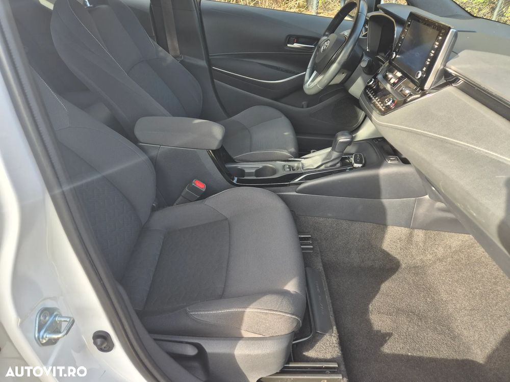 Toyota Corolla 1.8 HSD Exclusive Plus tapiterie Neagra - 10