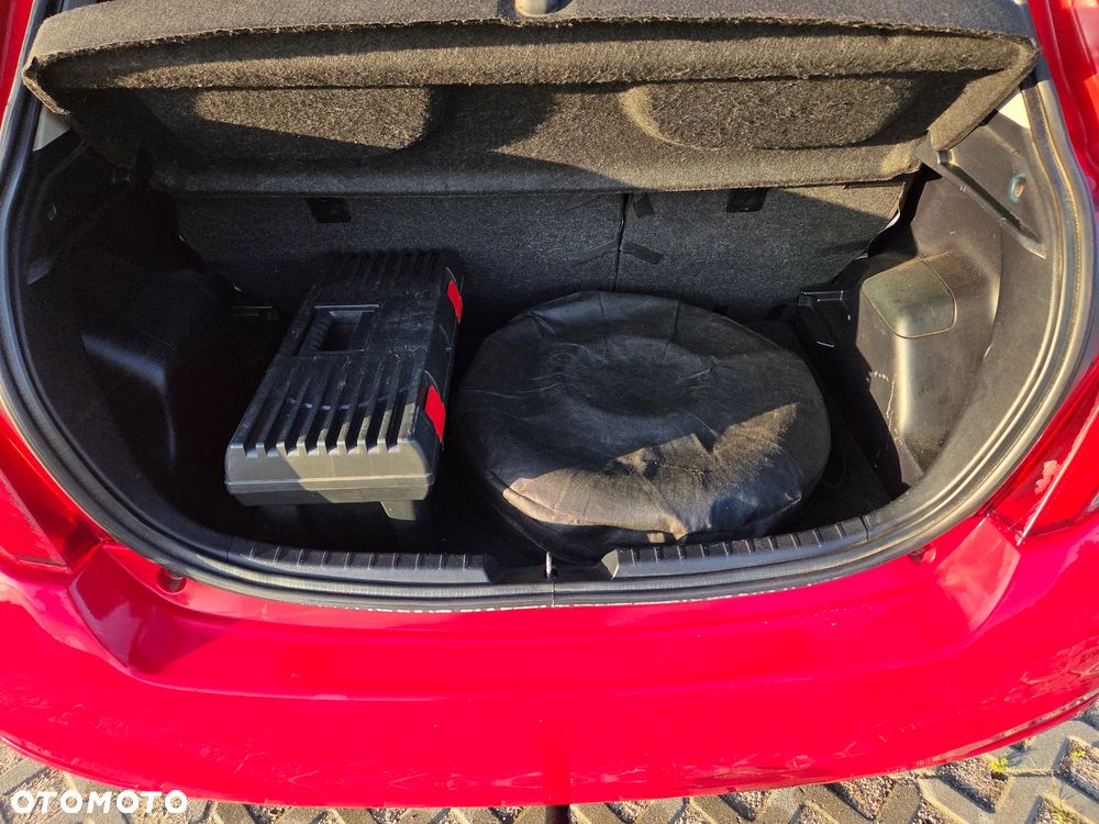 Toyota Yaris 1.0 Luna - 9