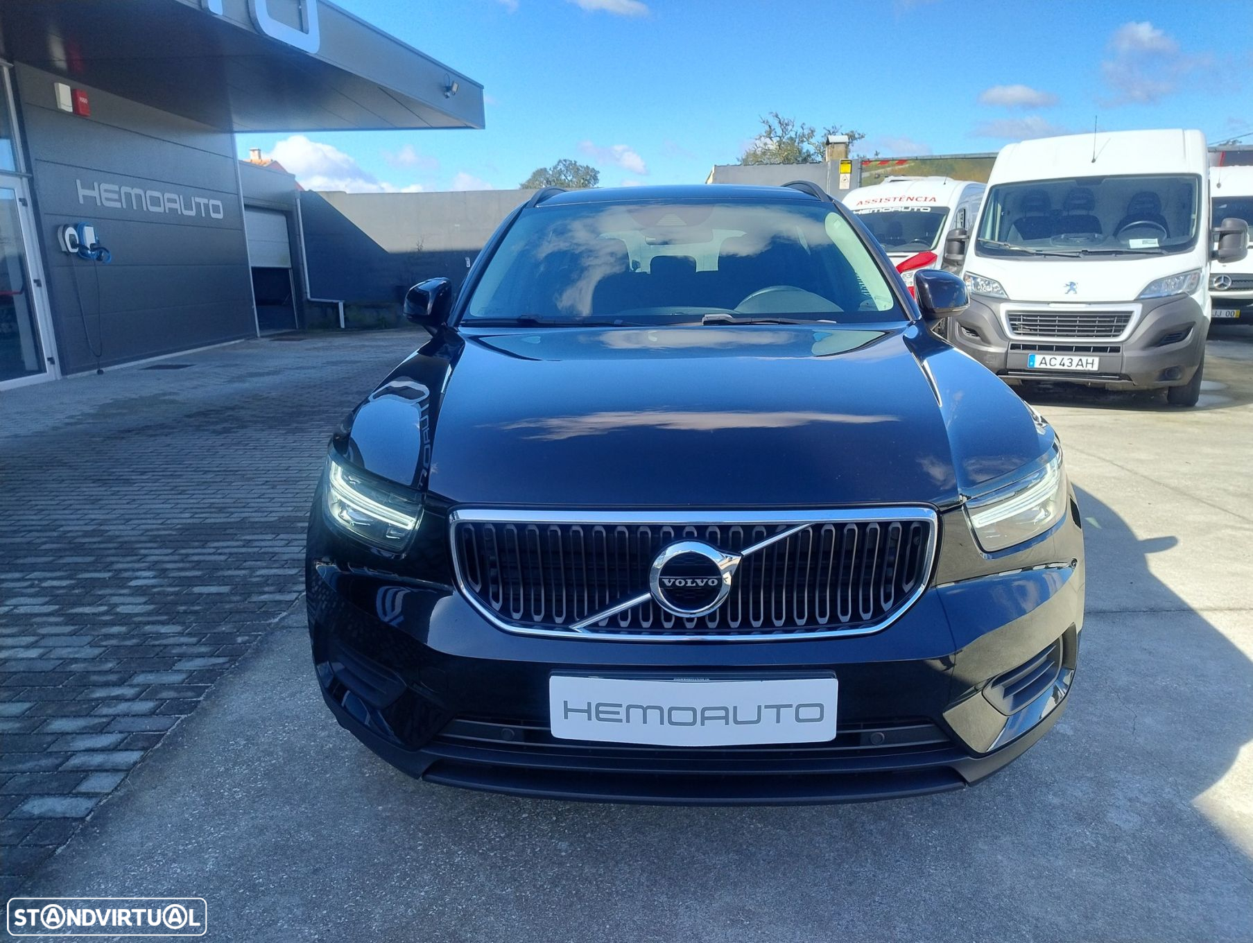 Volvo XC 40 1.5 T2 Momentum - 4