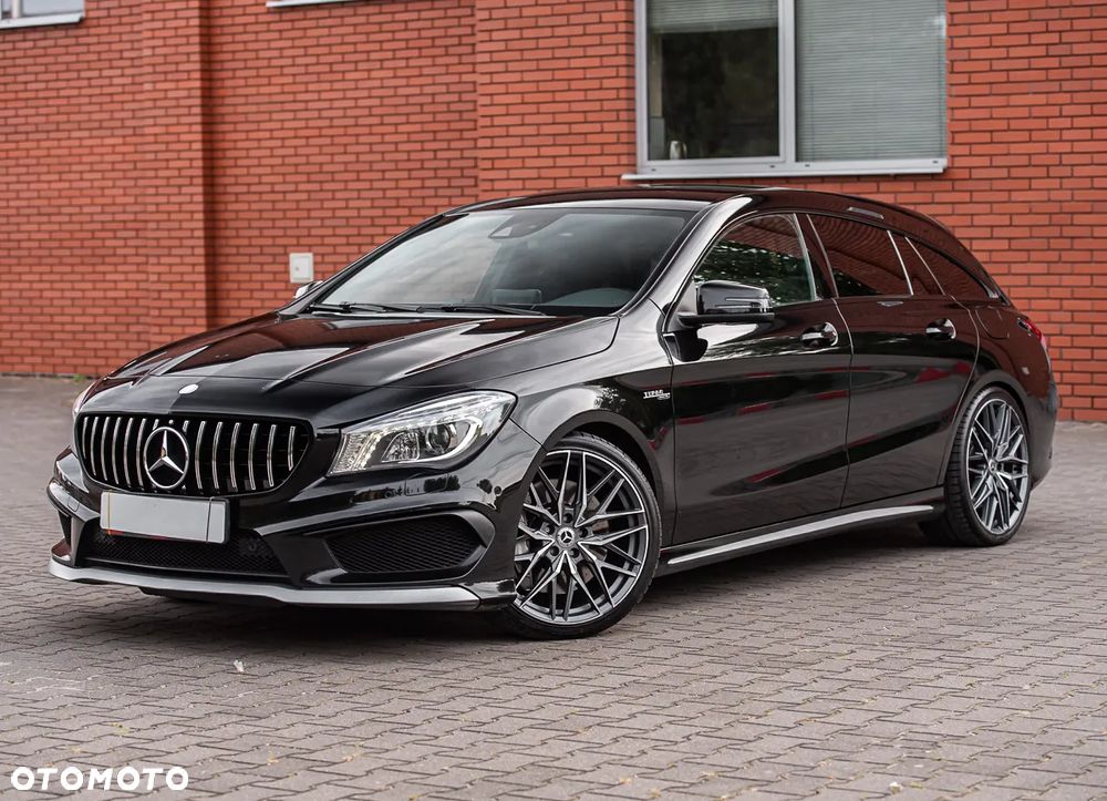 Mercedes-Benz CLA AMG 45 4Matic Shooting Brake 7G-DCT - 30