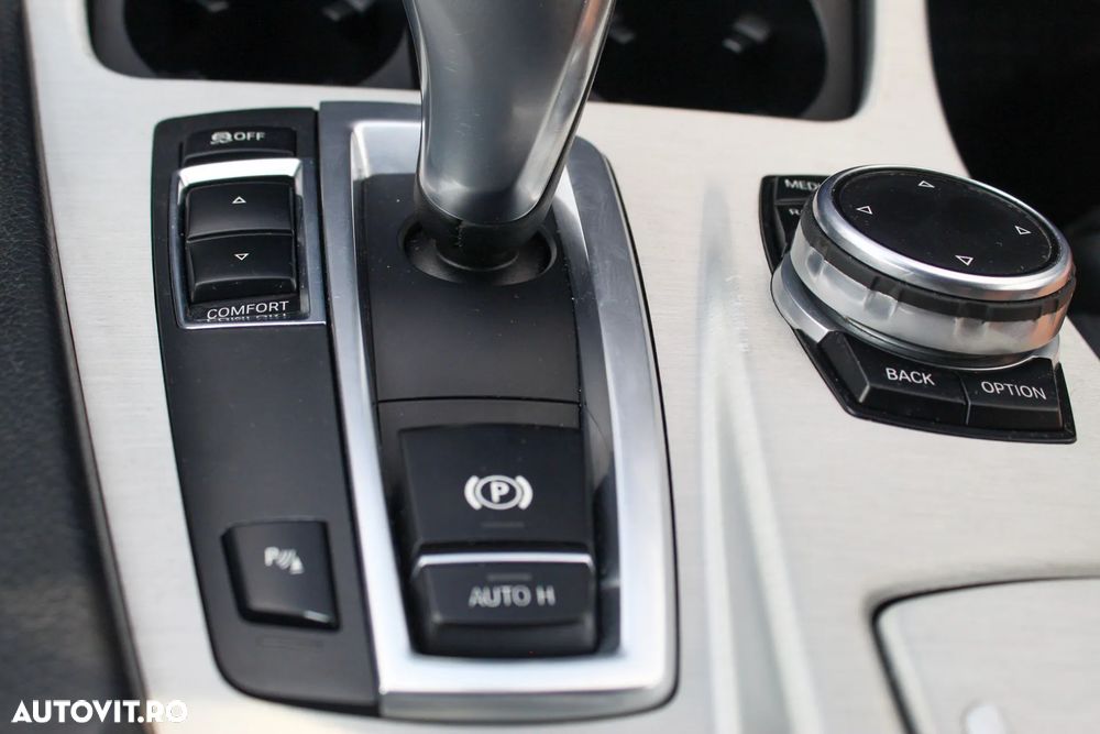 BMW Seria 5 520d Aut. M Sport Edition - 14