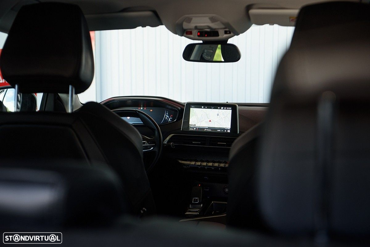 Peugeot 3008 1.2 PureTech Allure Pack EAT8 - 22