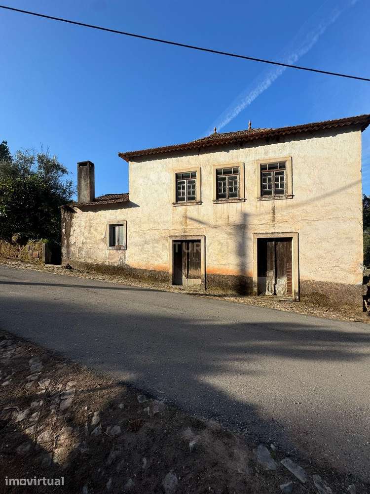 Moradia para reconstrução - Cumeeira, pertencente ao Município de Pene - Grande imagem: 2/11
