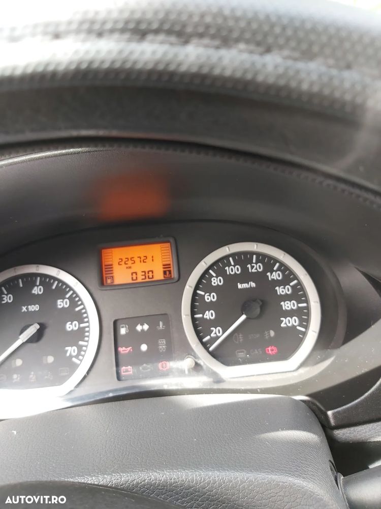 Dacia Logan 1.4 MPI Laureate - 9