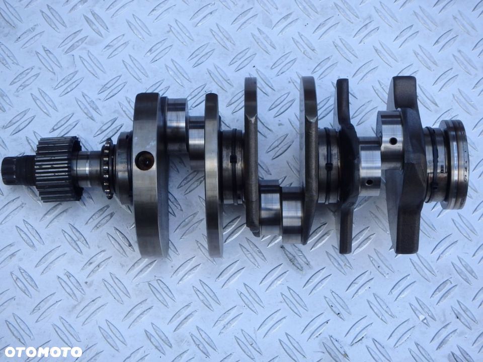 WAL KORBOWY AUDI A4 B6 A6 C5 3.0 V6 ASN 078AJ - 1