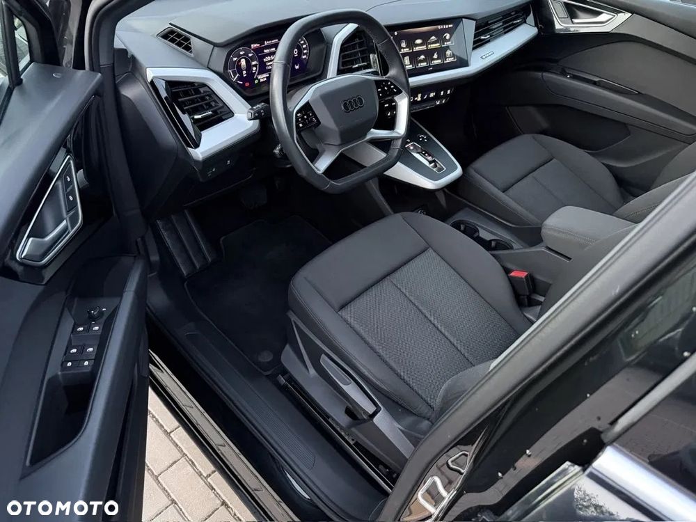 Audi Q4 e-tron 40 - 9