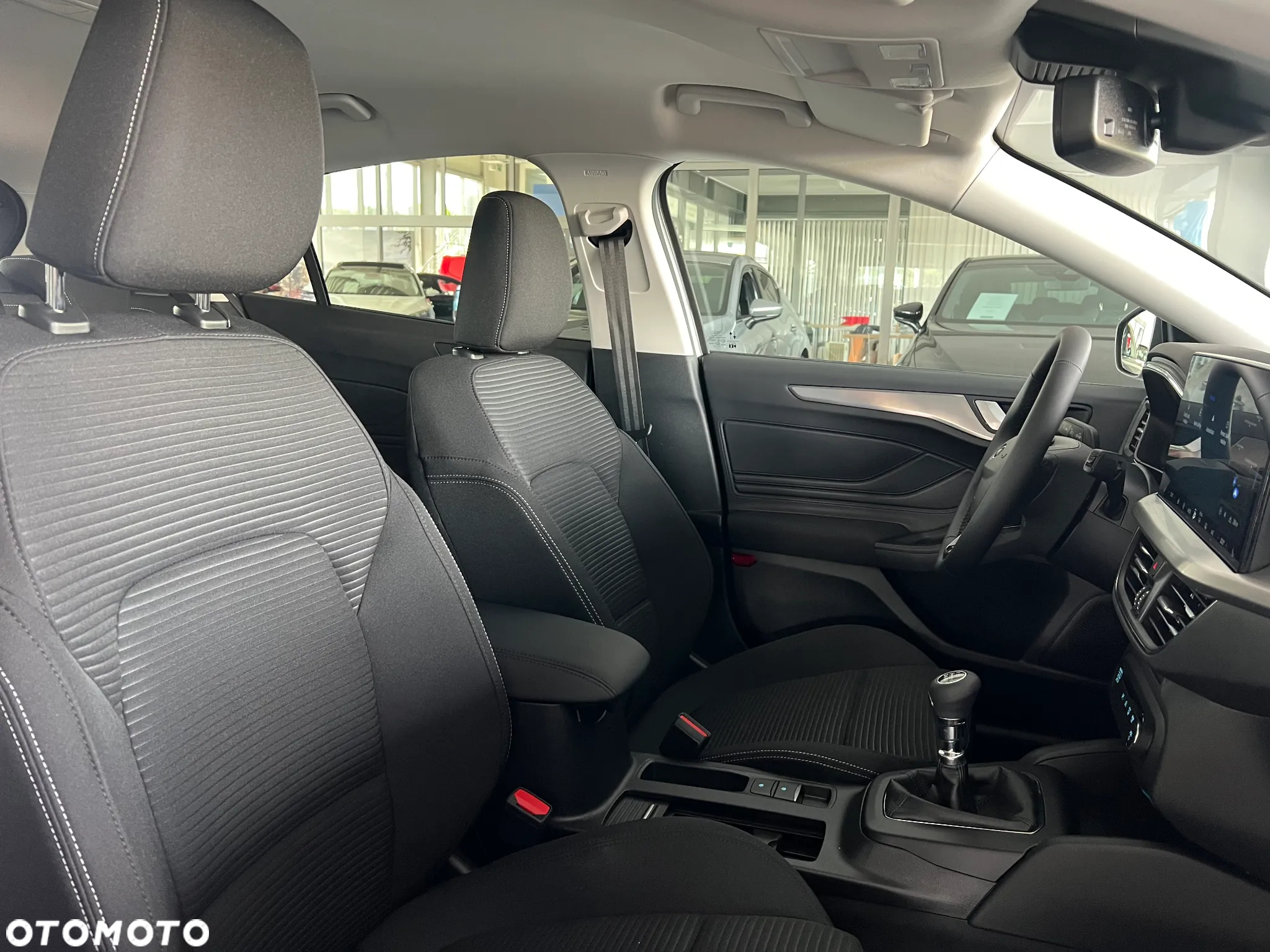 Ford Focus 1.0 EcoBoost Titanium - 36