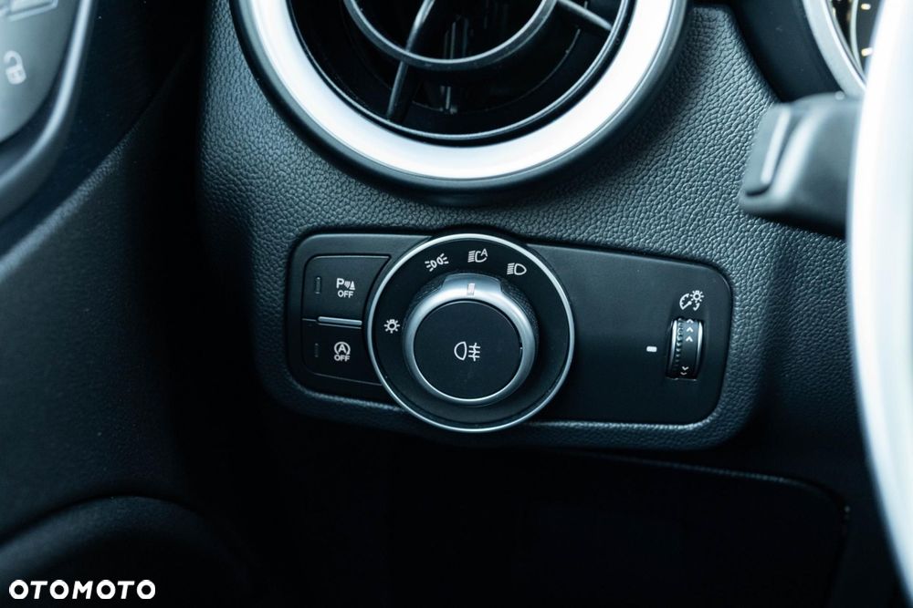 Alfa Romeo Stelvio - 32
