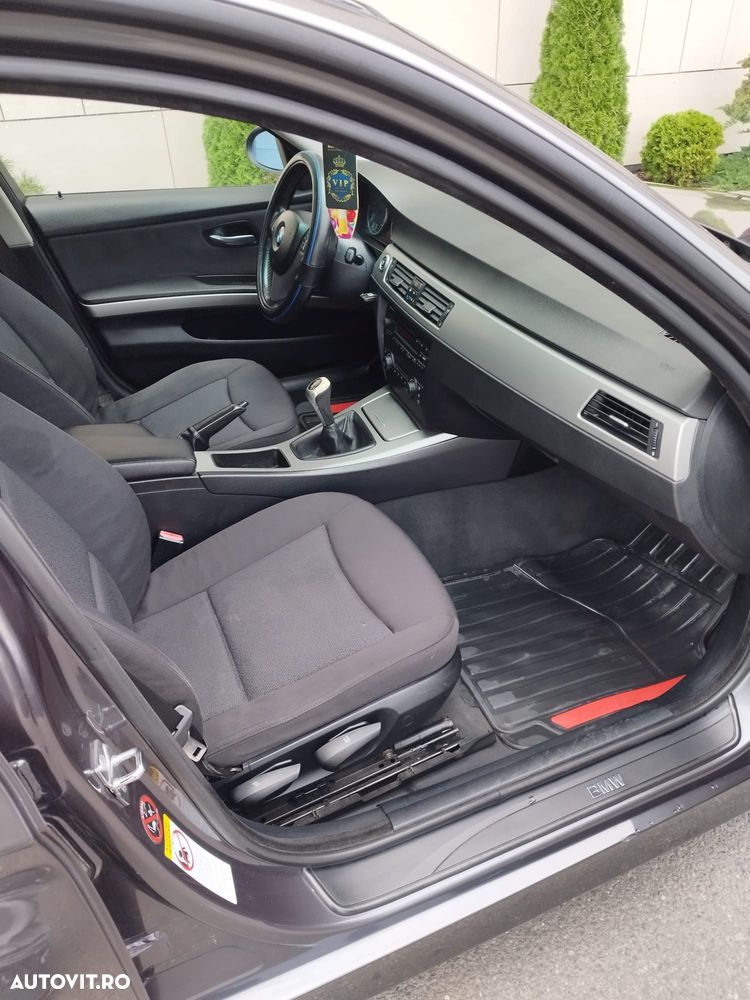 BMW Seria 3 320d - 7