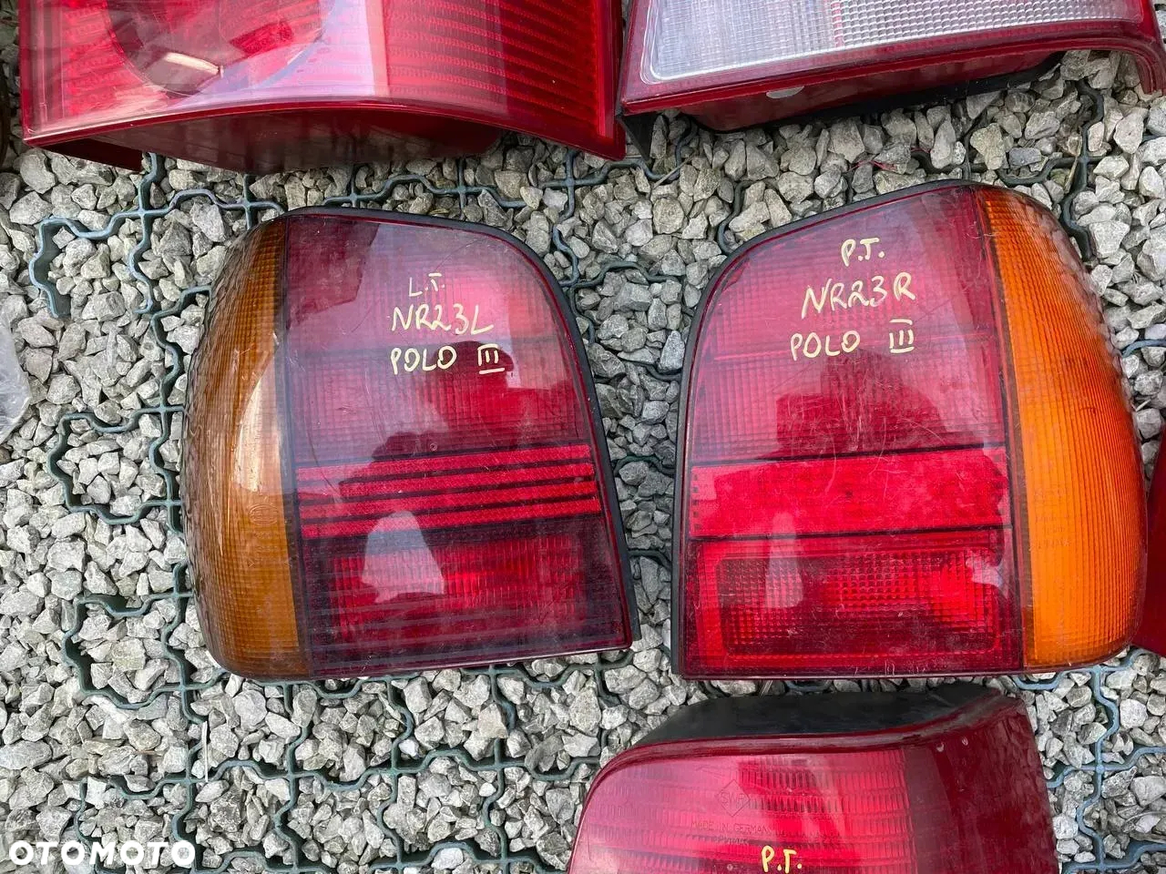 VW VOLKSWAGEN LAMPY TYŁ LEWE PRAWE - 22