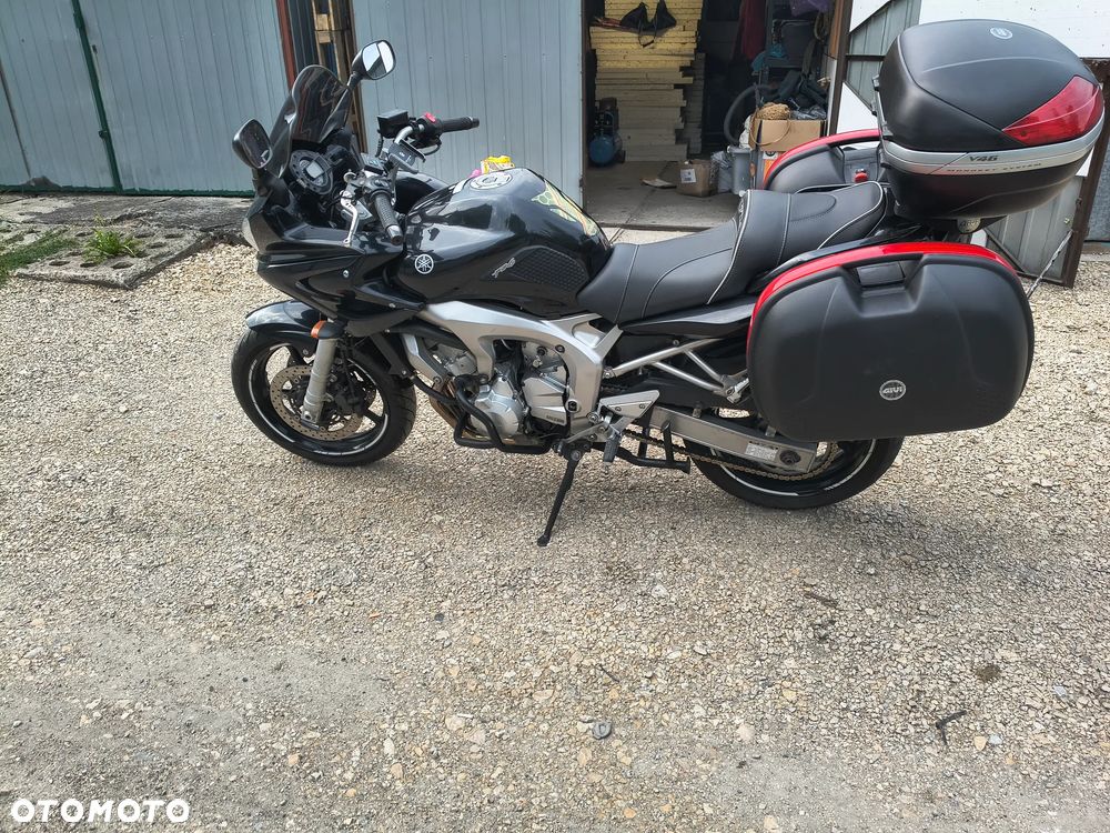 Yamaha FZ6 - 10