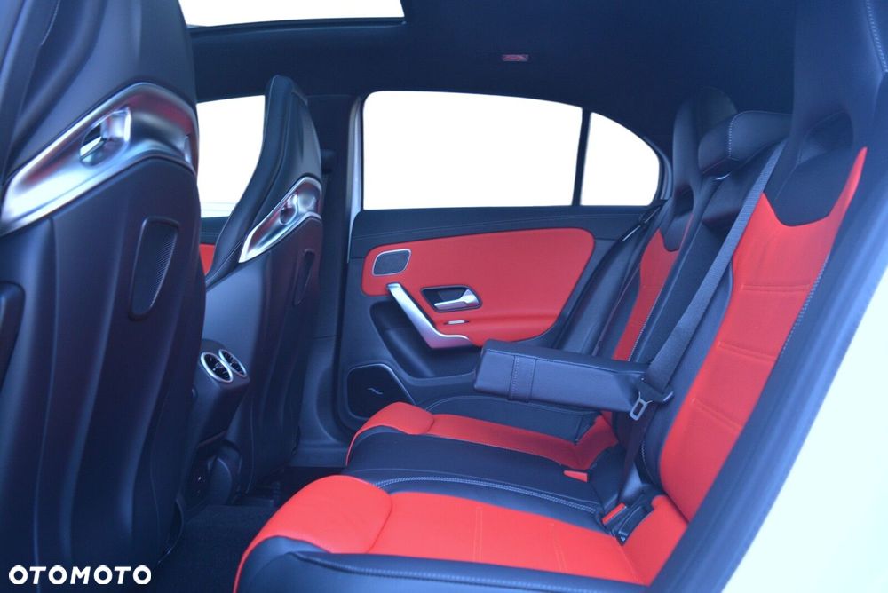 Mercedes-Benz Klasa A 45 S AMG 4-Matic 8G-DCT - 8