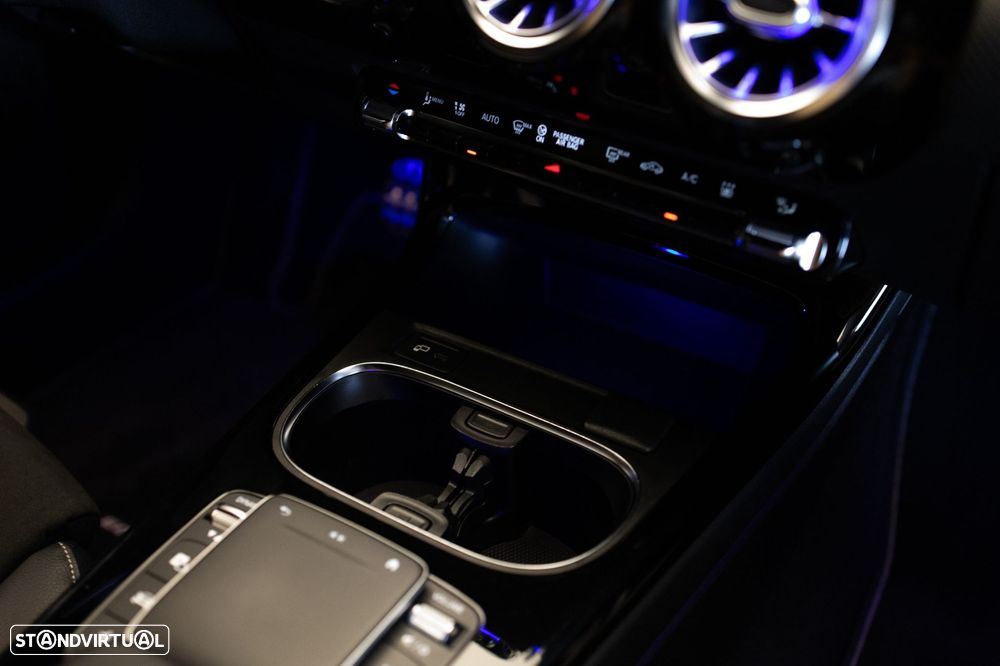 Mercedes-Benz CLA 250 e Shooting Brake AMG Line - 29