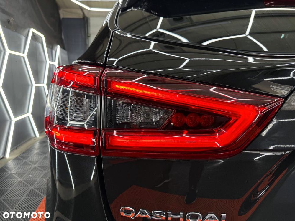 Nissan Qashqai 1.3 DIG-T N-Connecta - 10