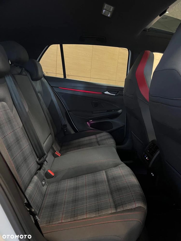 Volkswagen Golf VIII 2.0 TSI GTI DSG - 9