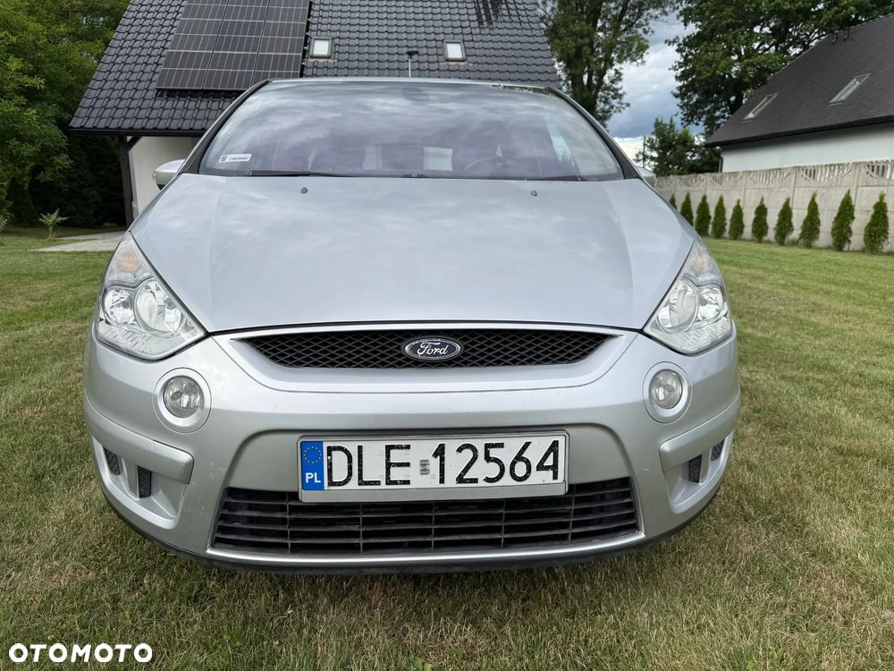 Ford S-Max 2.0 TDCi DPF Titanium - 4