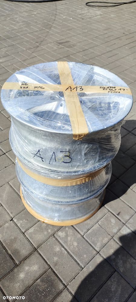 FELGI ALUMNIOWE 7Jx17 CALI ET44,5 fi 66,6 2064017200 MERCEDES C KLASA E KLASA I INNE KOMPLET 4 SZTUKI - 12