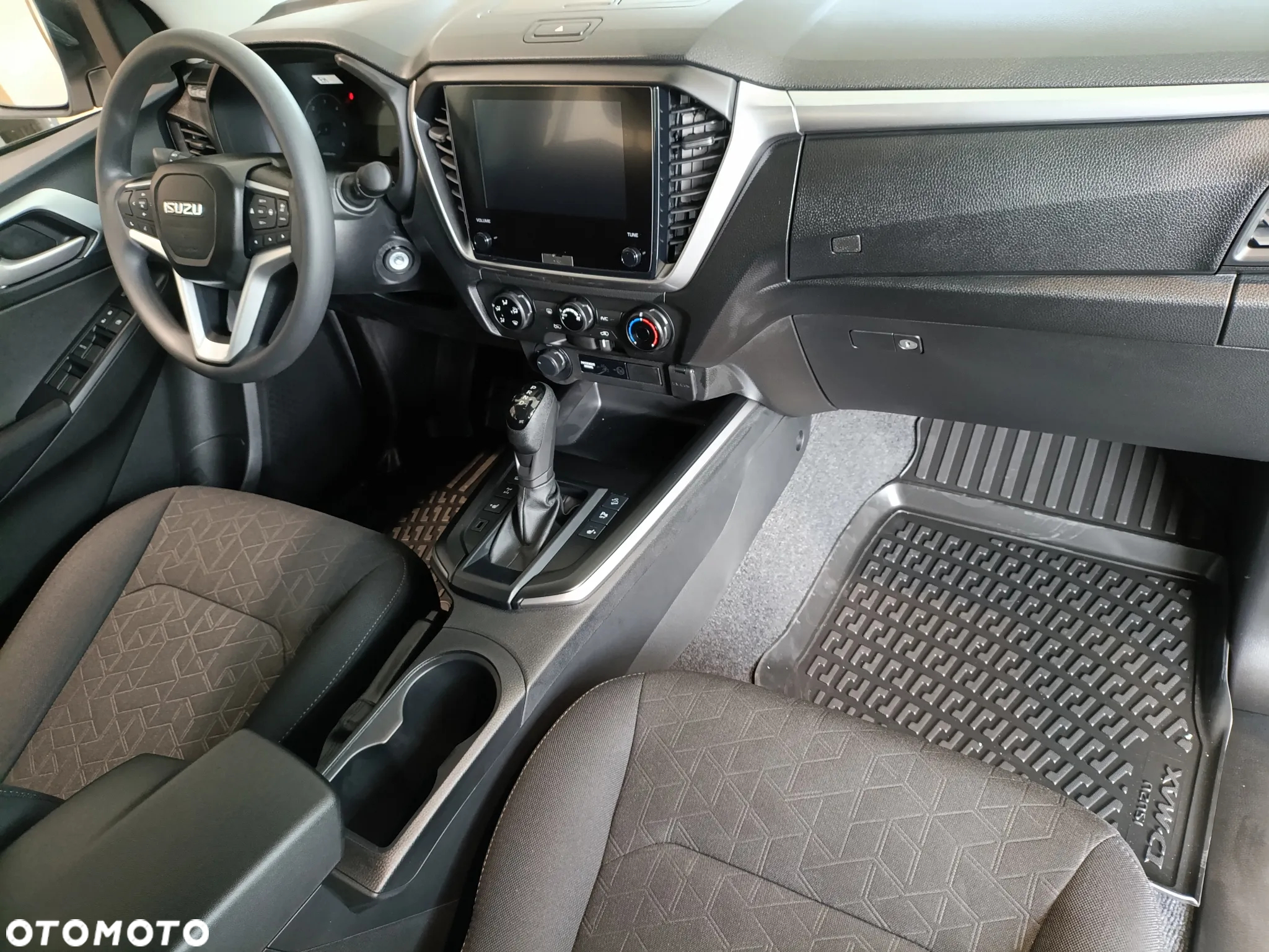 Isuzu D-Max 1.9 DC LS - 10