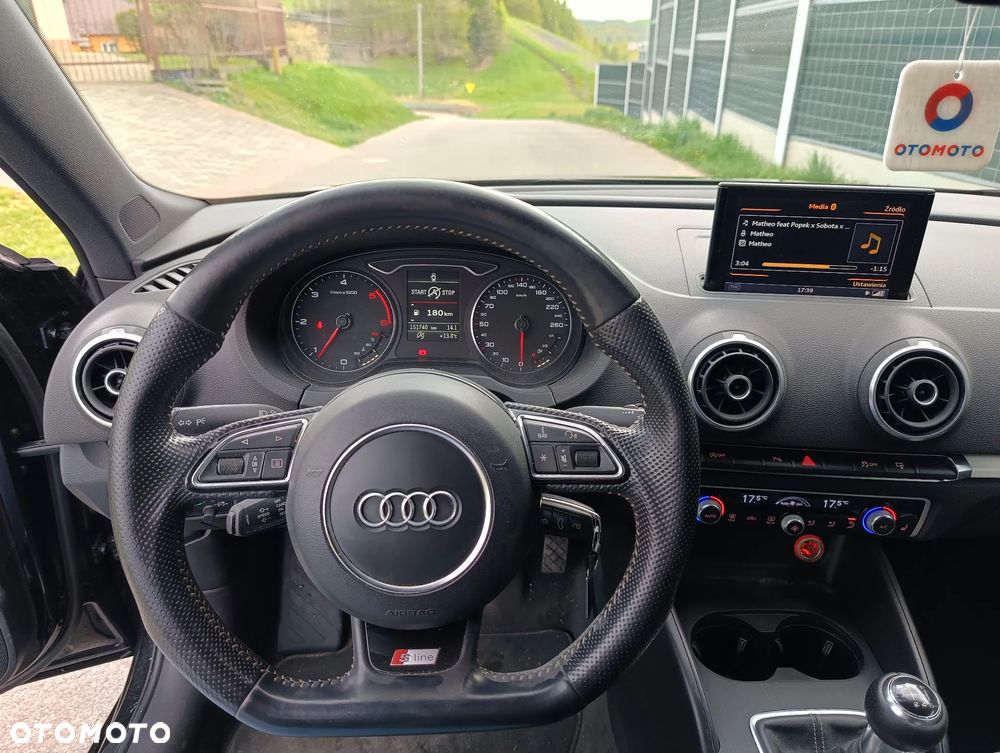 Audi A3 Sportback 2.0 TDI S line Sportpaket - 31