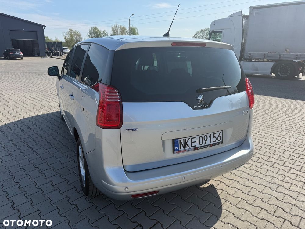 Peugeot 5008 2.0 HDi Allure 7os - 7