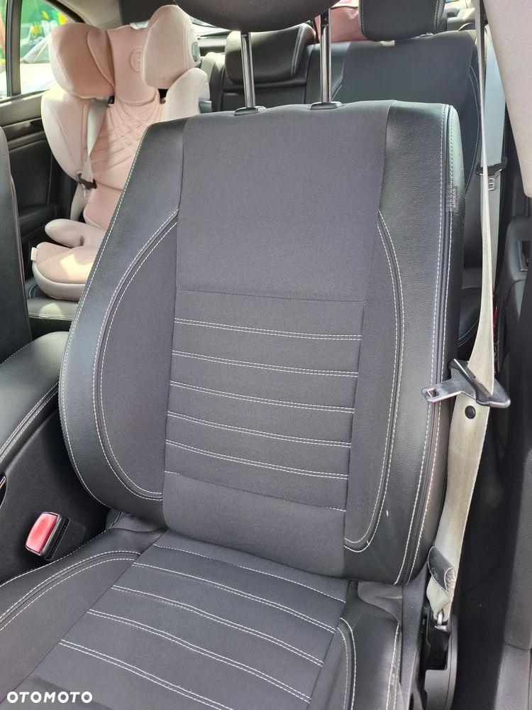 Renault Laguna 2.0 dCi Black Edition - 10
