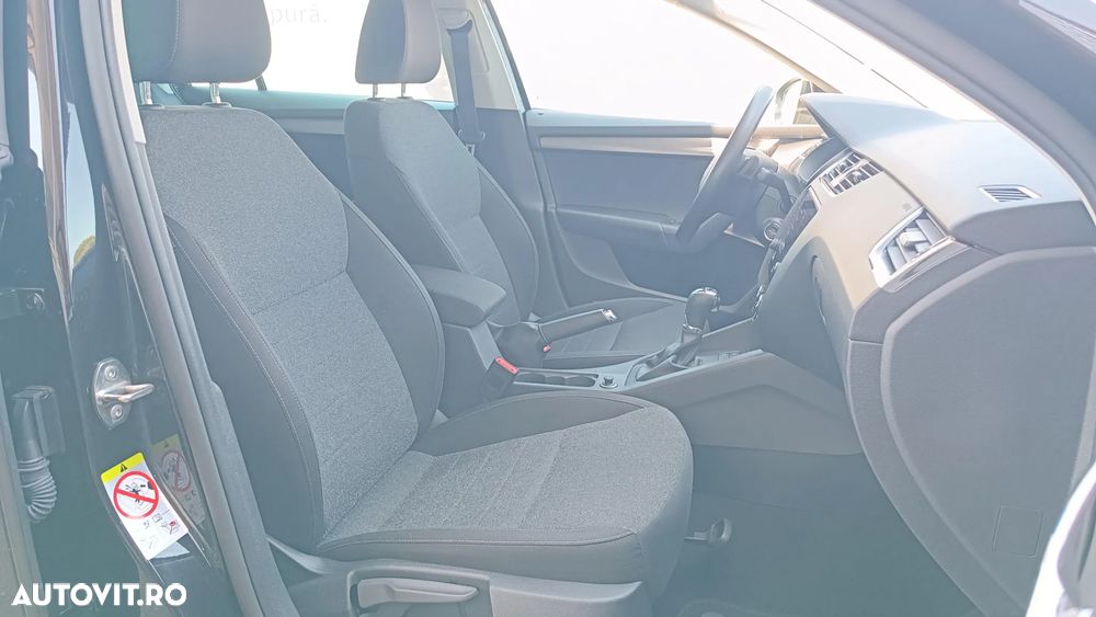 Skoda Octavia 2.0 TDI DSG Soleil - 26