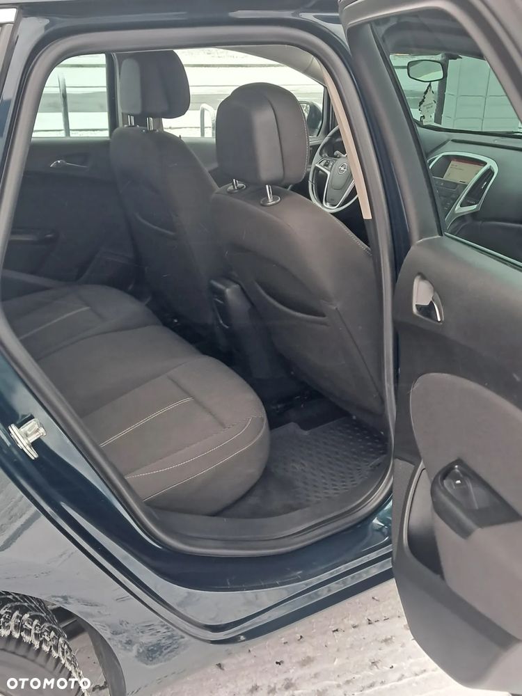 Opel Astra 1.6 CDTI Cosmo - 11