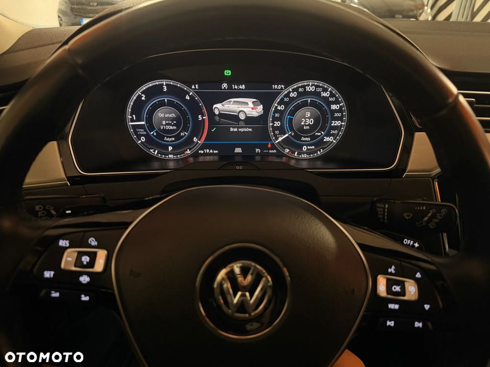 Volkswagen Passat 2.0 TDI SCR Highline DSG - 13