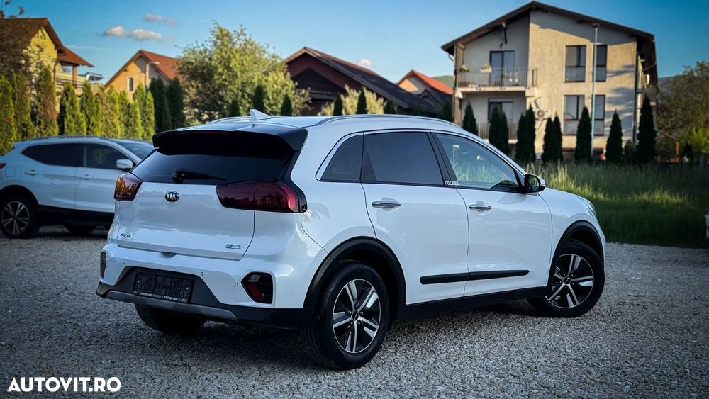 Kia Niro 1.6 GDI HEV 2WD OPF Aut. Vision - 4