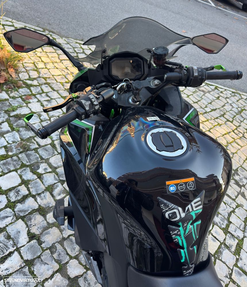 Kawasaki Ninja 1000SX - 4