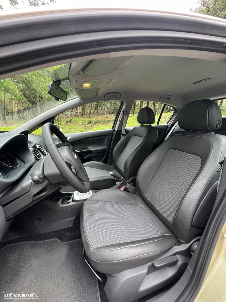 Opel Corsa 1.2 Cosmo Easytronic - 9