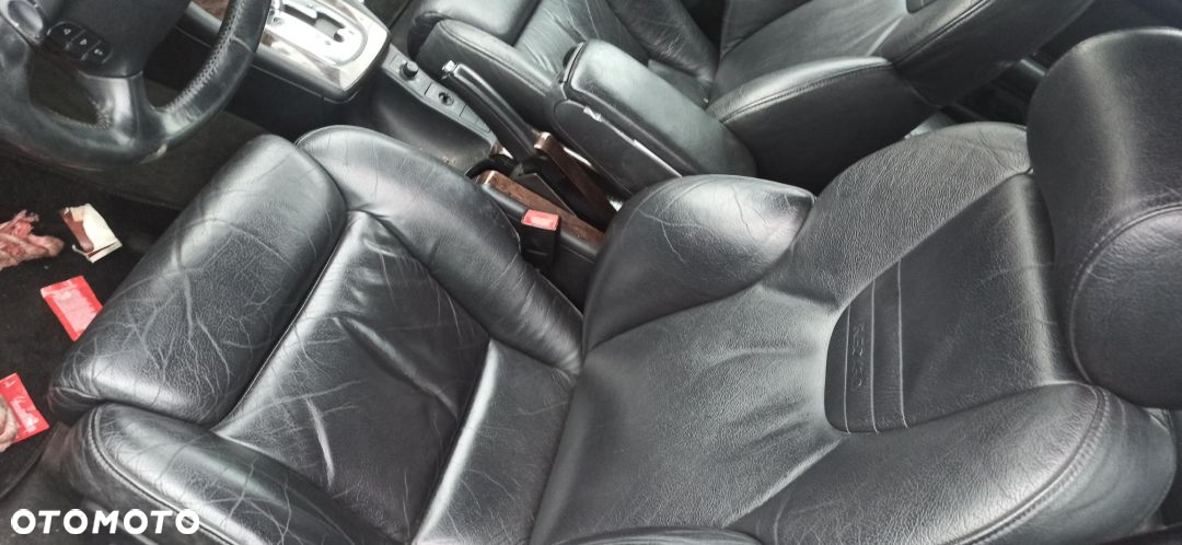 Audi a6 c5  01- 2,5 tdi 180 km silnik AKE skrzynia  EUS lakier LZ9W części gwarancja - 2
