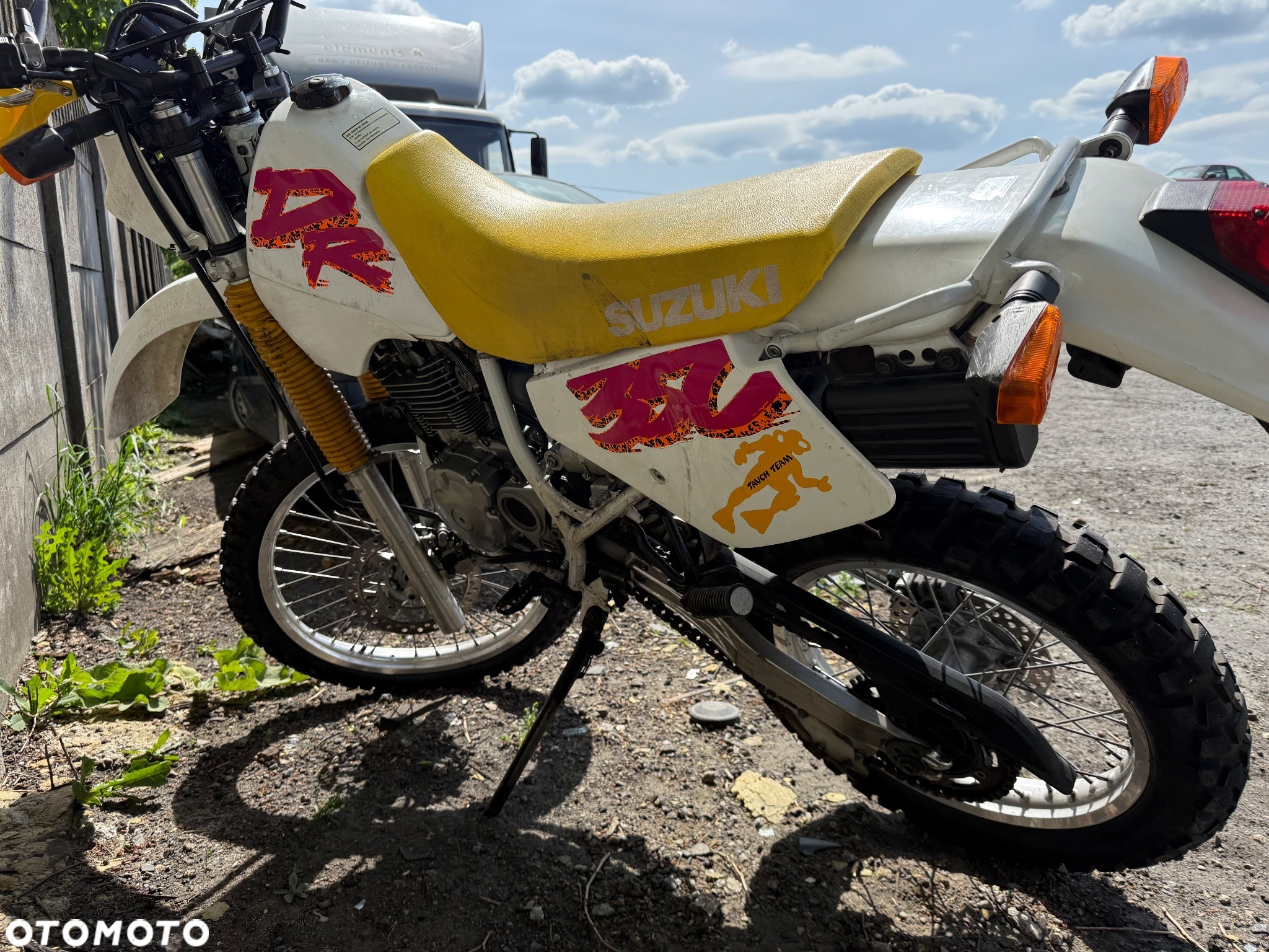 Suzuki DR