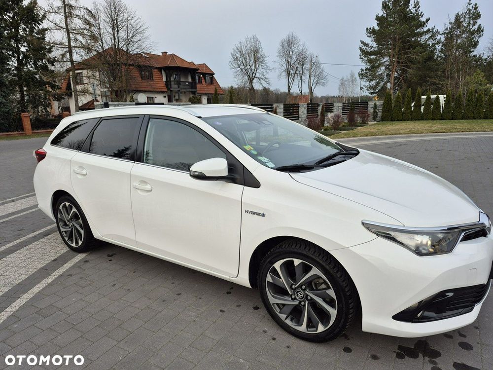 Toyota Auris - 13