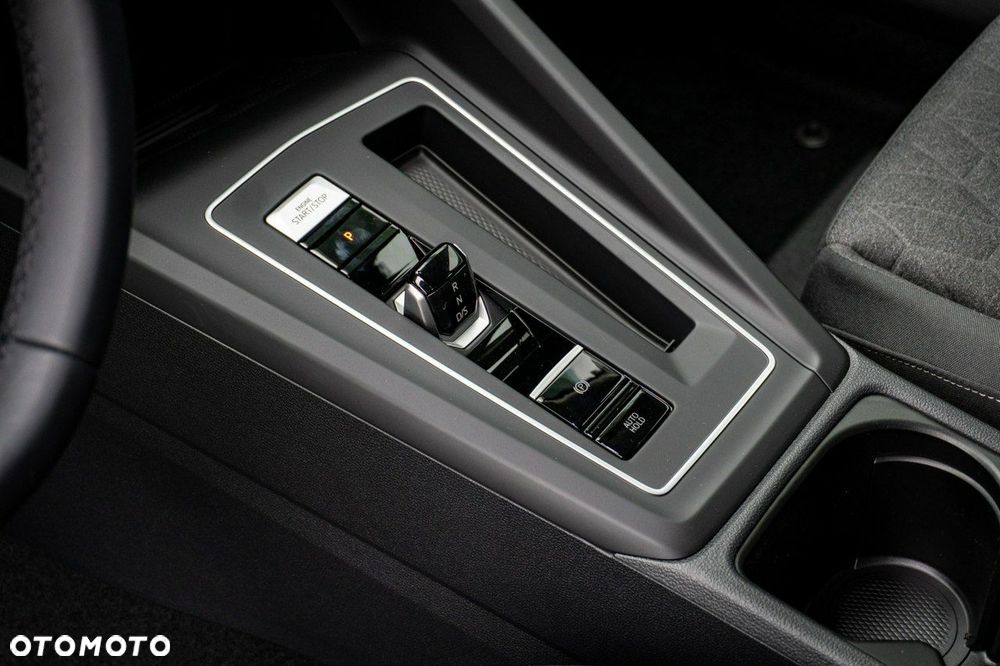 Volkswagen Golf - 12