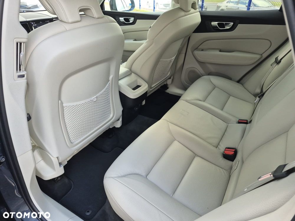 Volvo XC 60 B4 D Geartronic Inscription - 26