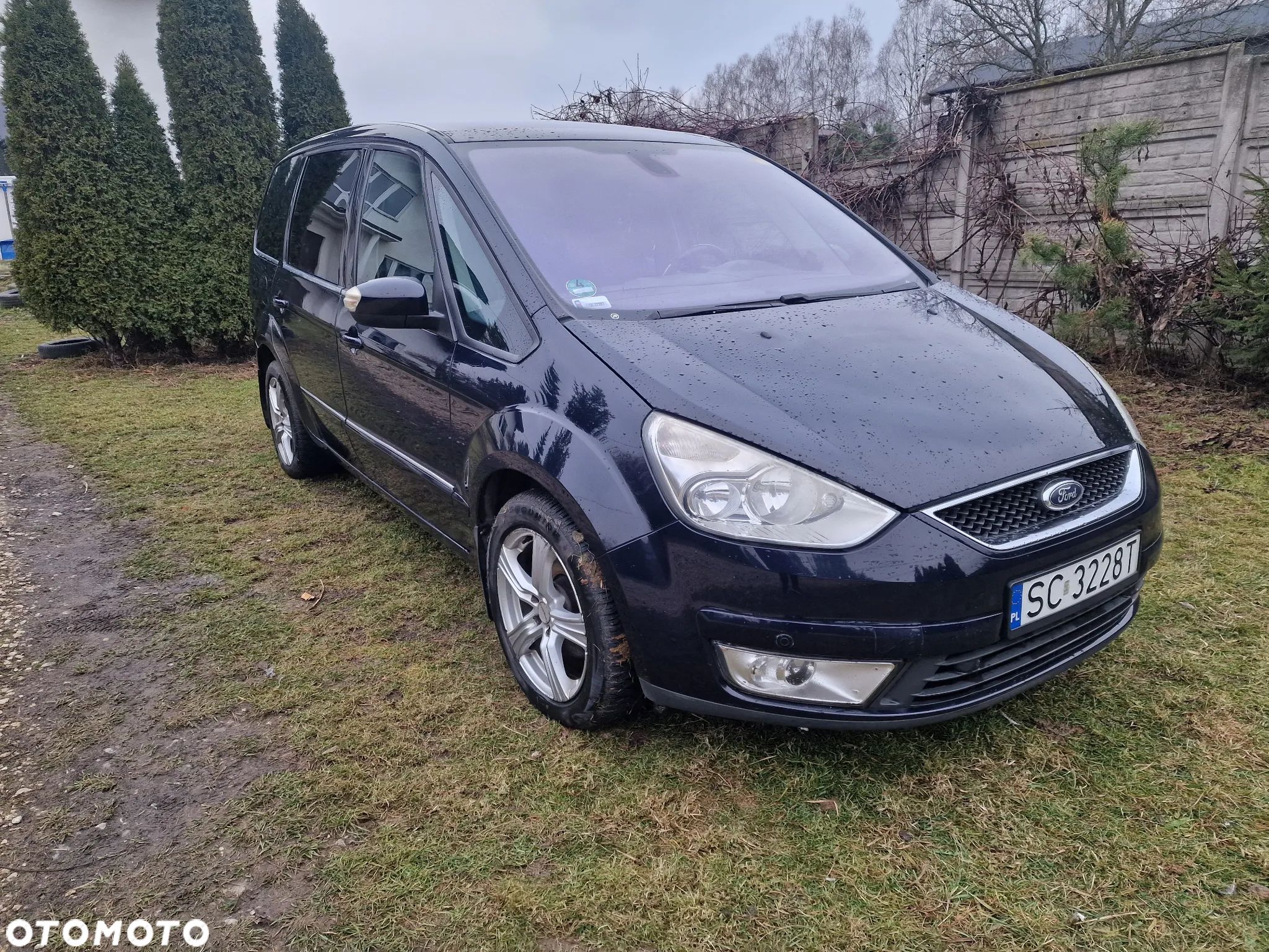 Ford Galaxy - 1