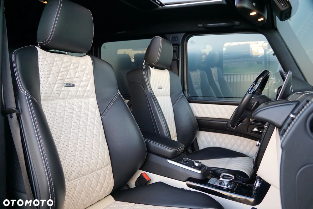 Mercedes-Benz Klasa G AMG 63 AMG SPEEDSHIFT 7G-TRONIC - 31