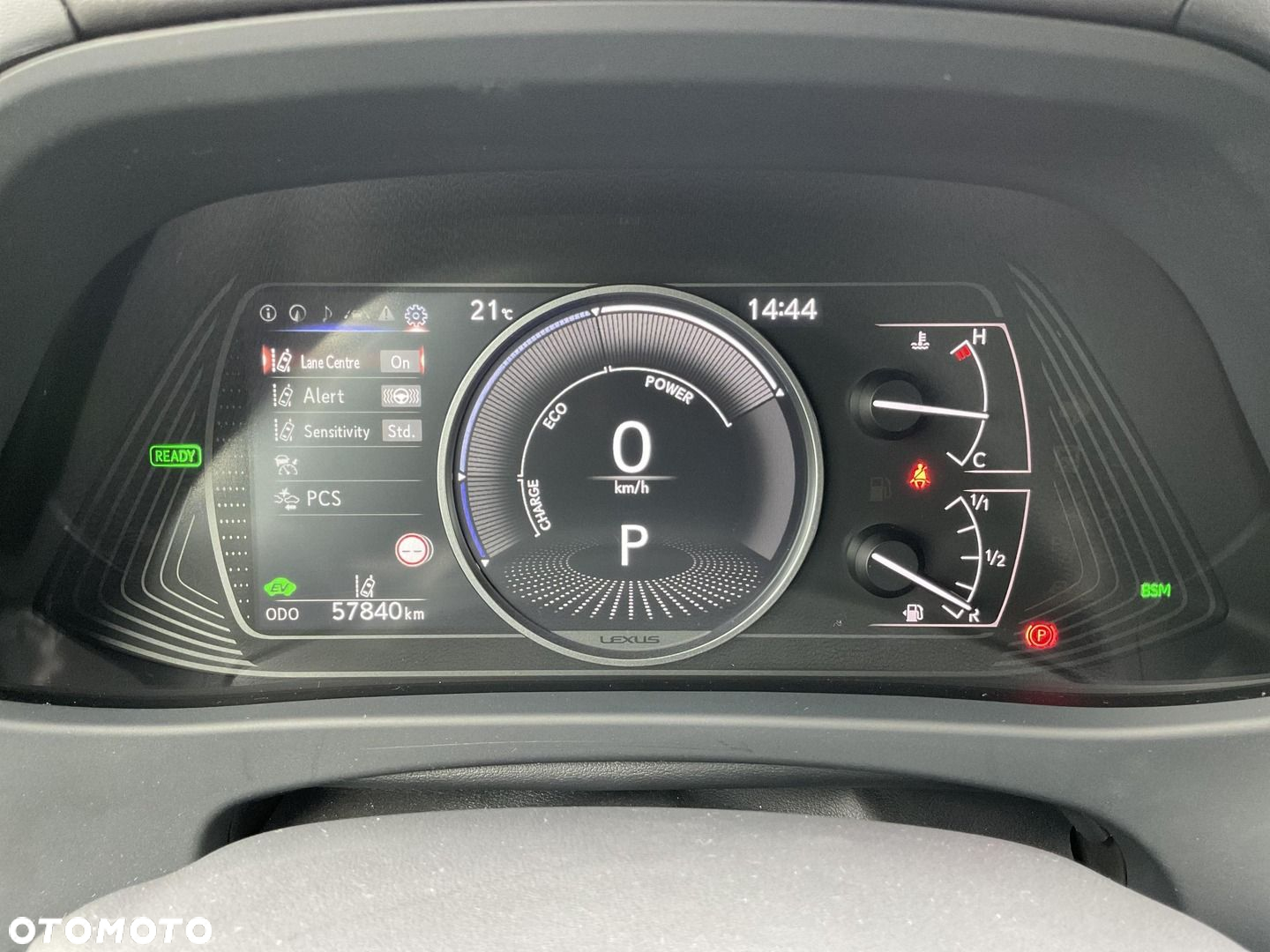 Lexus UX - 20
