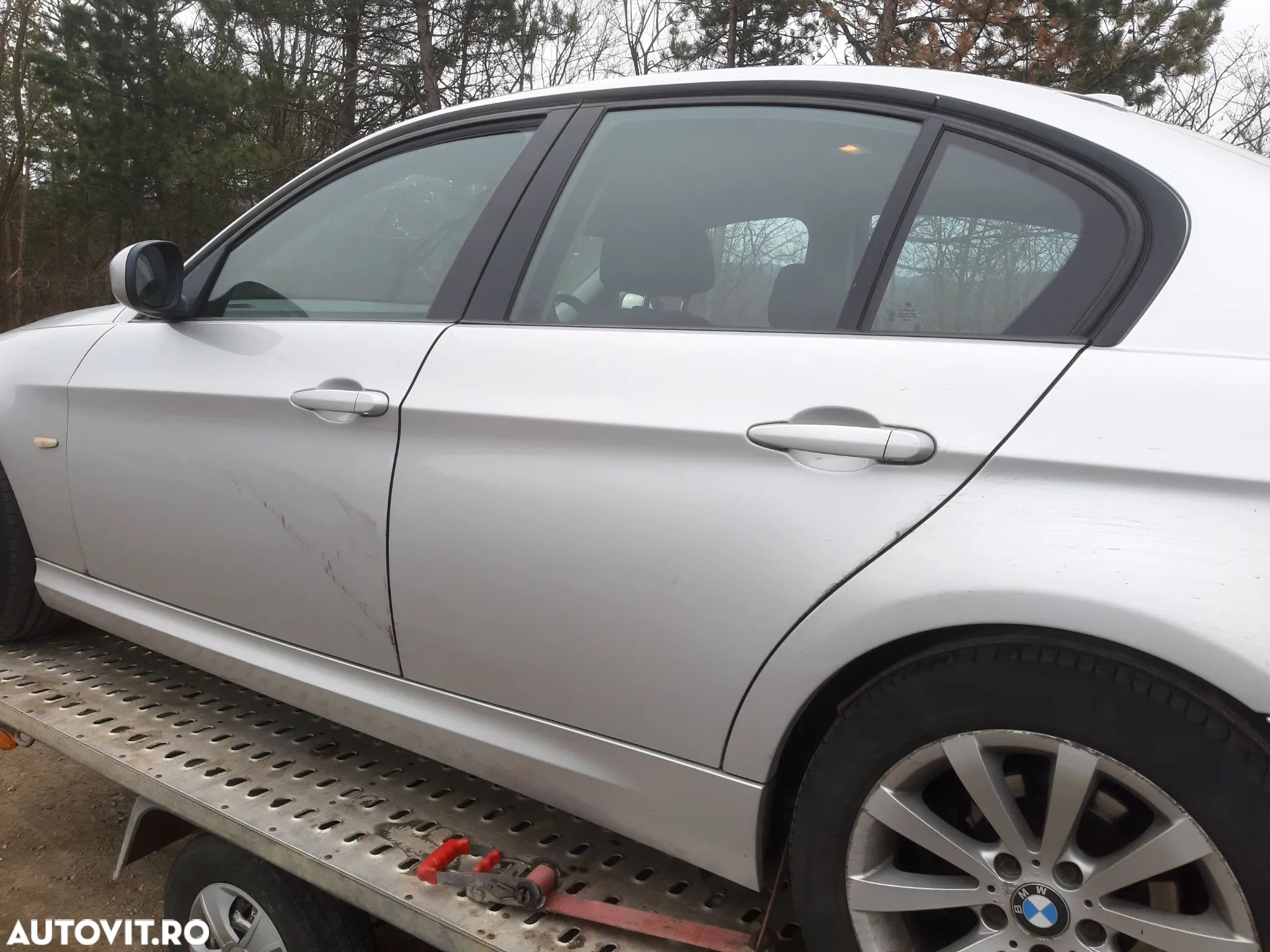 Prag plastic stanga / dreapta  BMW E90 / E 91 culoare  TITANSILBER METALLIC - 1