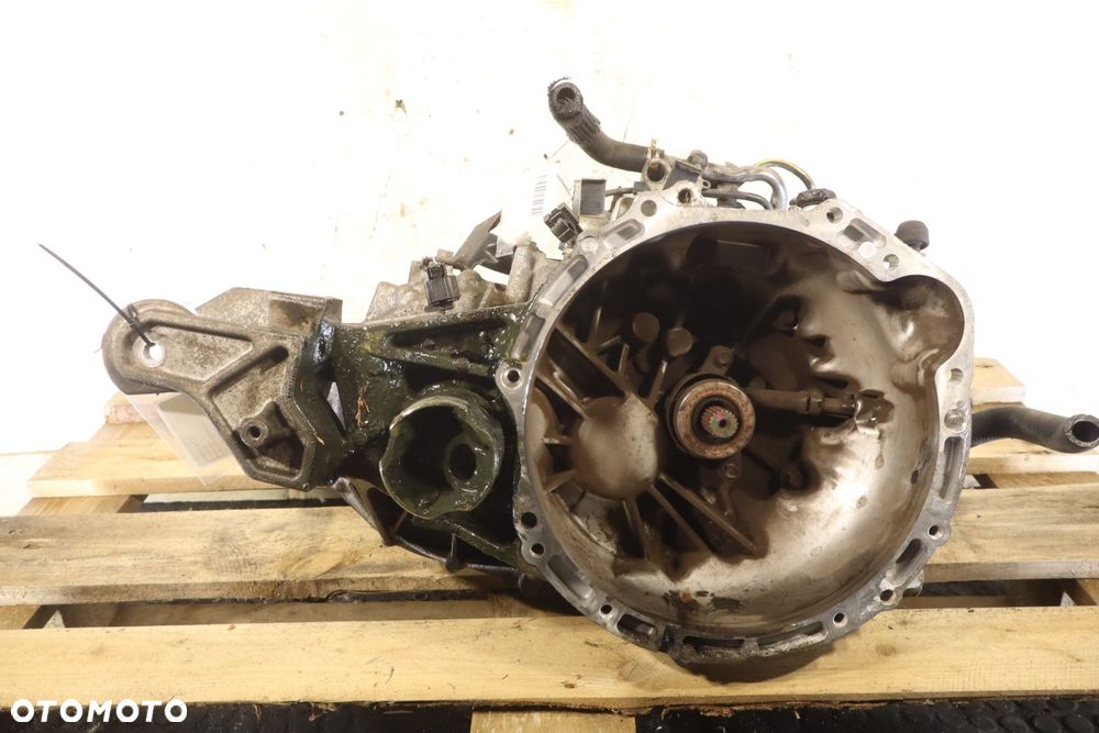 SKRZYNIA BIEGÓW 5 BIEGOWA MITSUBISHI LANCER IX 1.8 M8CPB3B - 1