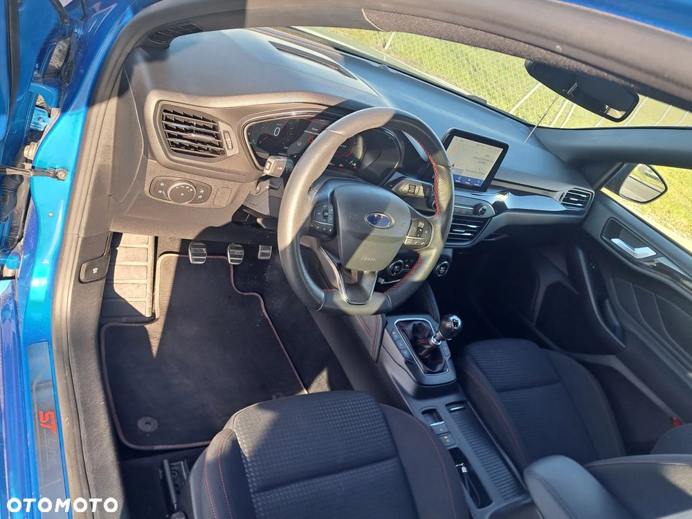 Ford Focus 1.0 EcoBoost Hybrid ST-LINE DESIGN - 20